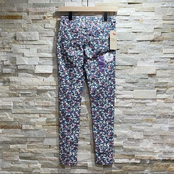 LEVI’S Floral Girl’s “The Knit Jean” - Picture 2 of 15
